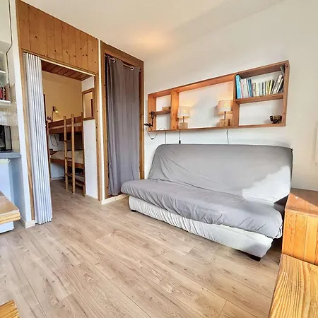 Confortable A Avec Parking Et Acces Facile Aux Pistes - Fr-1-595-35